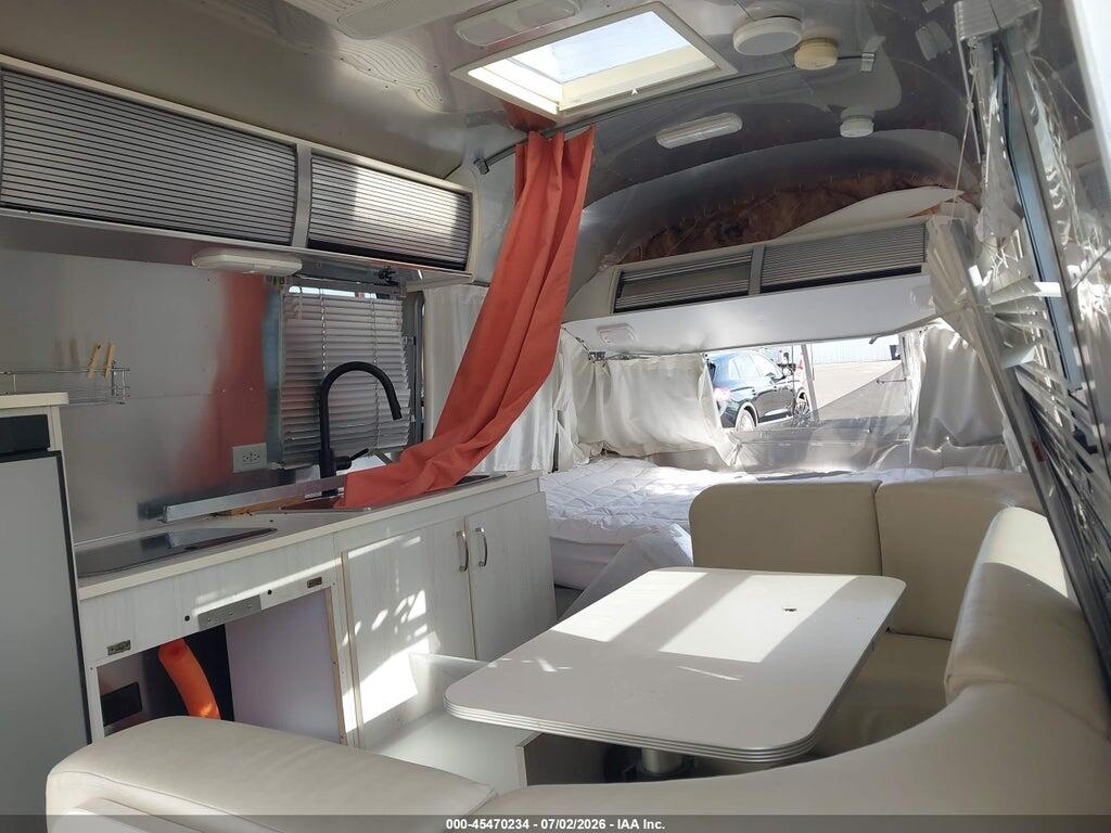 1STVRTF17JJ541203 2018 AIRSTREAM OTHER photo no. 5