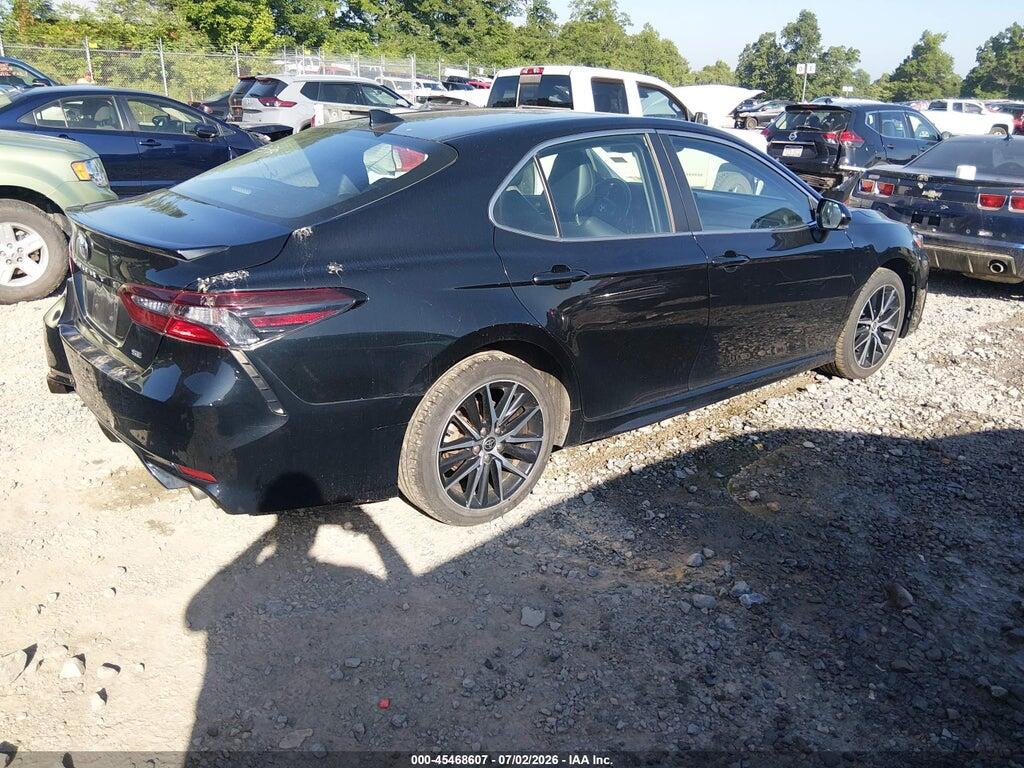 4T1G11AKXNU664884 2022 TOYOTA CAMRY photo no. 4