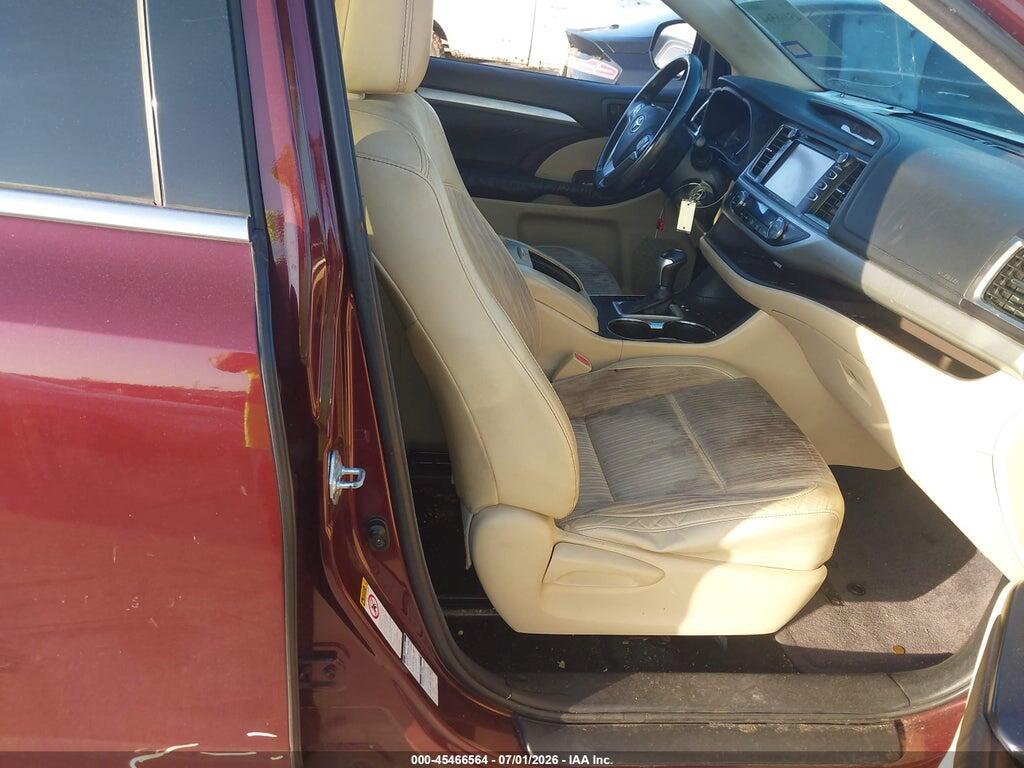 5TDBKRFH5GS241449 2016 TOYOTA HIGHLANDER photo no. 5
