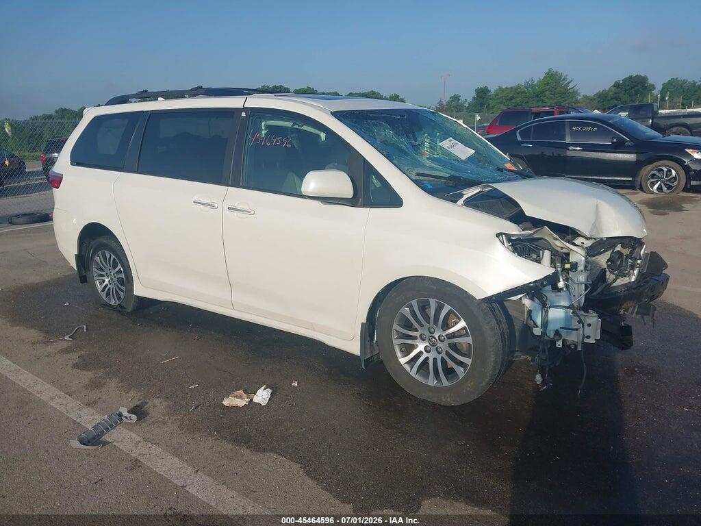 5TDYZ3DC2KS993712 2019 TOYOTA SIENNA photo no. 1