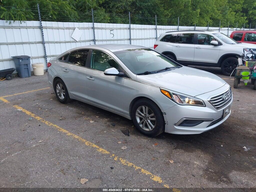 5NPE24AF2HH508222 2017 HYUNDAI SONATA photo no. 1