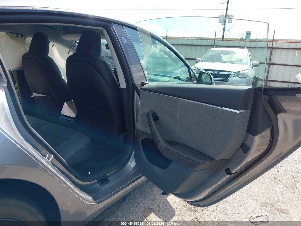 5YJ3E1EA1SF979120 2025 TESLA MODEL 3 photo no. 8