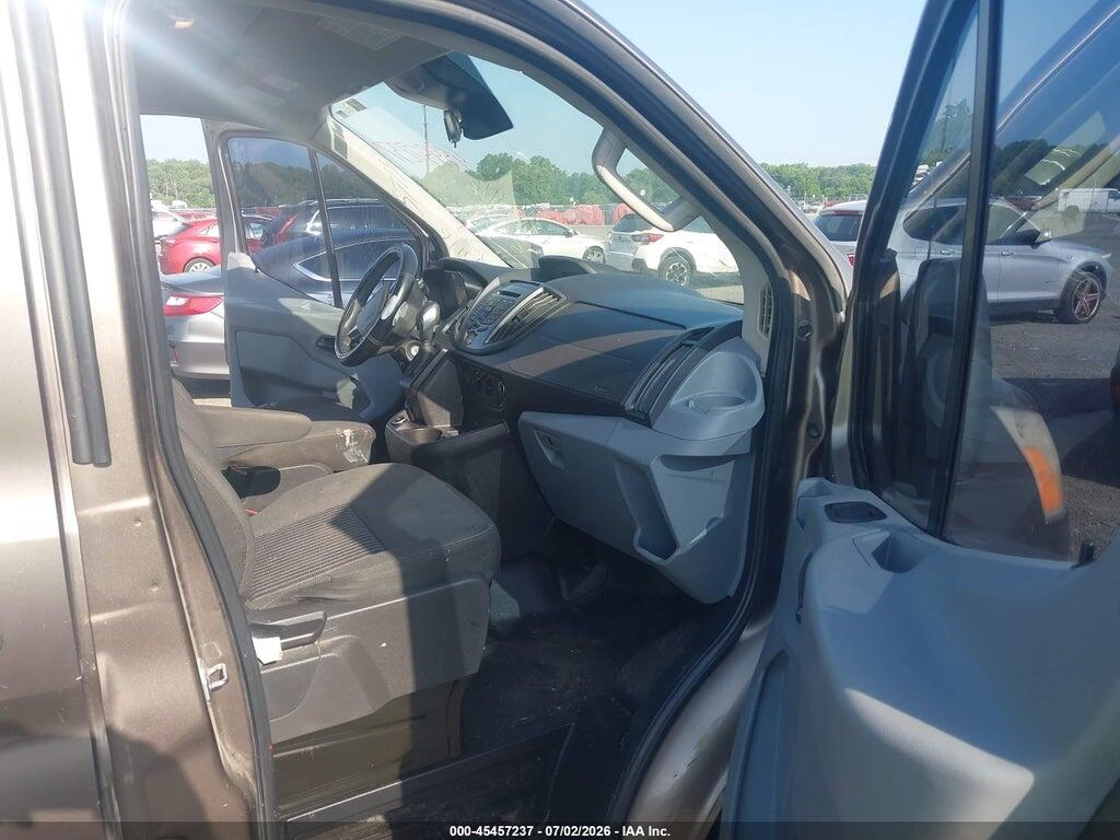 1FMZK1YM5JKB35068 2018 FORD TRANSIT-150 photo no. 5