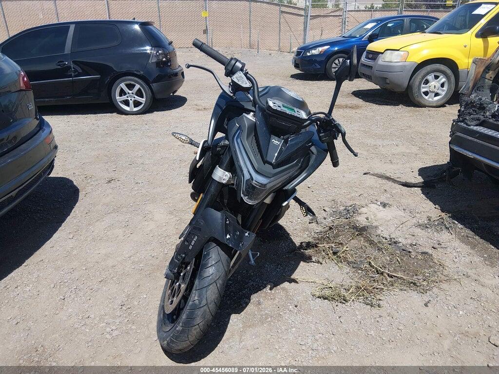 LCEPEYL42R6000475 2024 CF MOTO 800NK photo no. 5