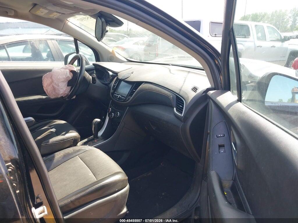 3GNCJPSB5HL281395 2017 CHEVROLET TRAX photo no. 5