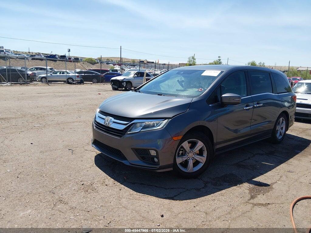 5FNRL6H76JB090597 2018 HONDA ODYSSEY photo no. 2
