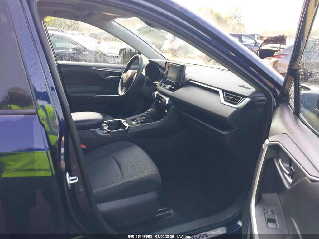 2T3P1RFV7MW215671 2021 TOYOTA RAV4 photo no. 5