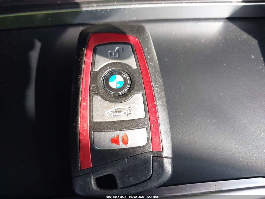 WBA8B9G51HNU49363 2017 BMW 330I photo no. 11