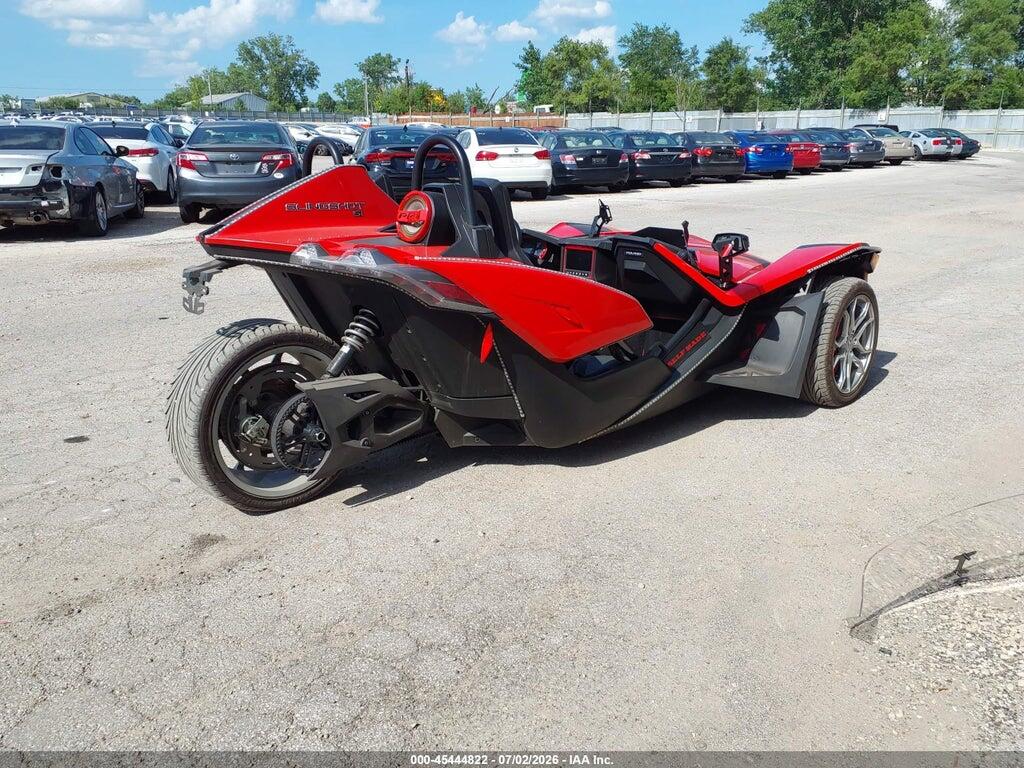57XAAPHD4N8151943 2022 POLARIS SLINGSHOT photo no. 4