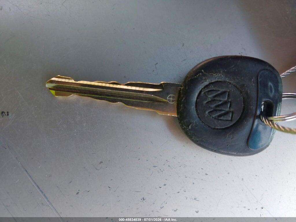 1G4HC5E10AU133100 2010 BUICK LUCERNE photo no. 11