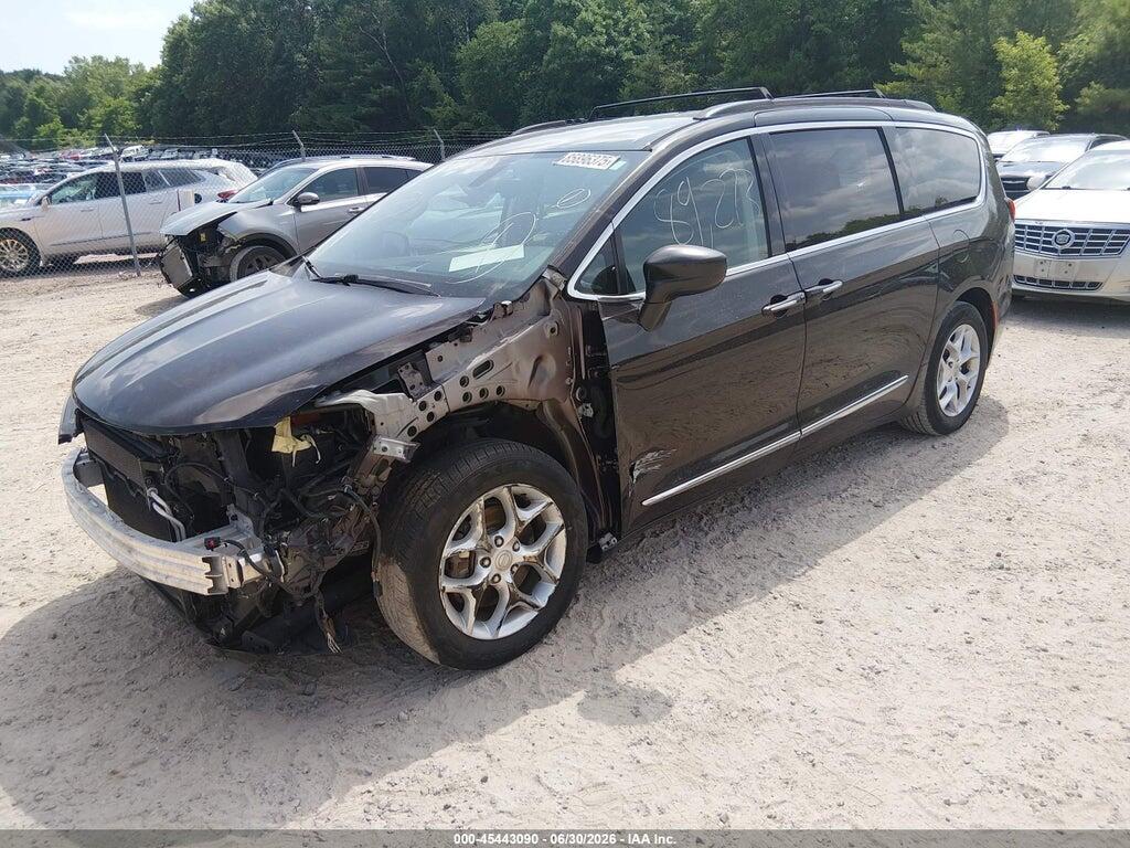 2C4RC1BG7HR756750 2017 CHRYSLER PACIFICA photo no. 2