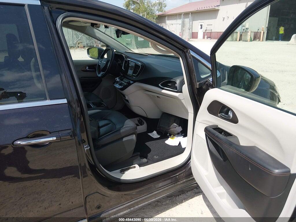 2C4RC1BG7HR756750 2017 CHRYSLER PACIFICA photo no. 5