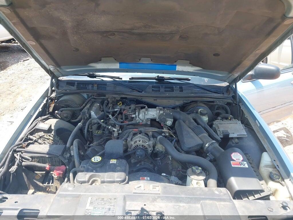 2FAFP74W95X152807 2005 FORD CROWN VICTORIA photo no. 10