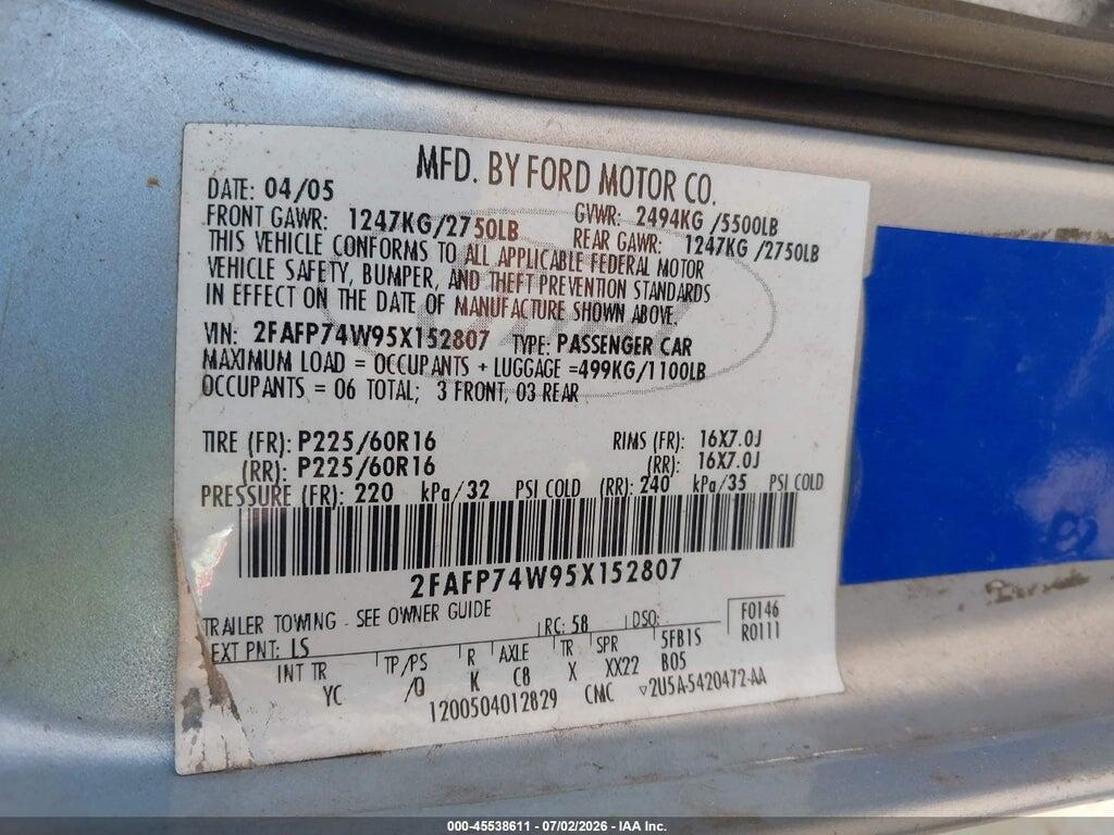 2FAFP74W95X152807 2005 FORD CROWN VICTORIA photo no. 9