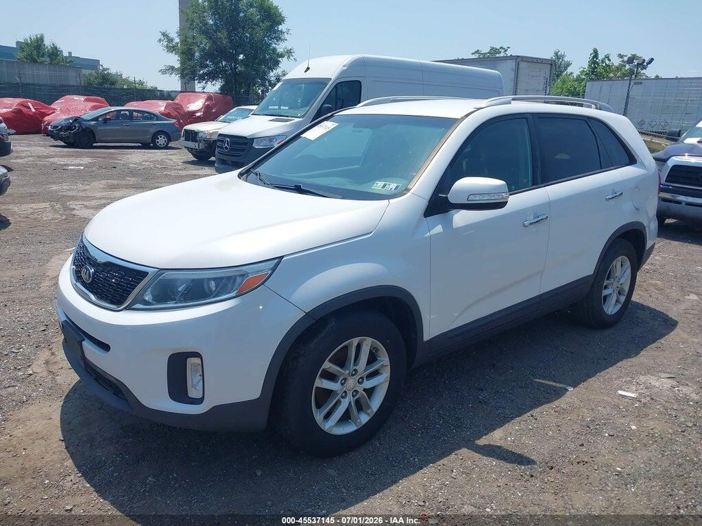 5XYKT3A62FG644400 2015 KIA SORENTO photo no. 2