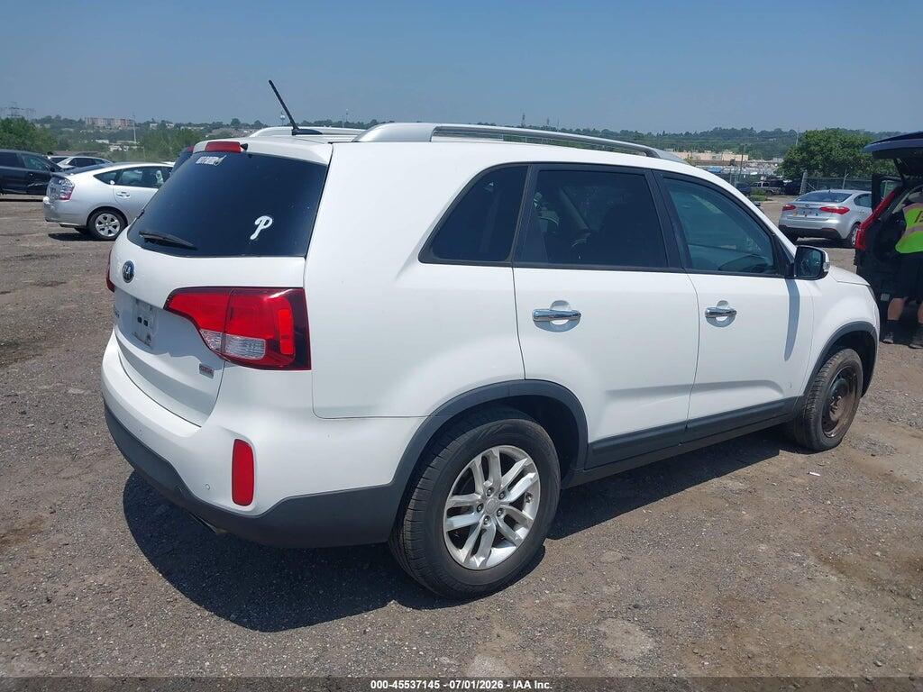 5XYKT3A62FG644400 2015 KIA SORENTO photo no. 4