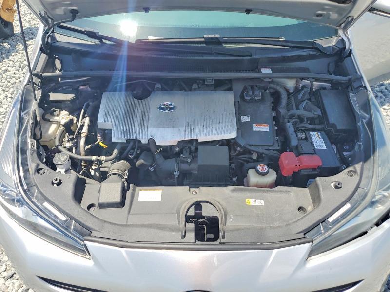 2021 TOYOTA PRIUS L ECO — Фото 11 из 13