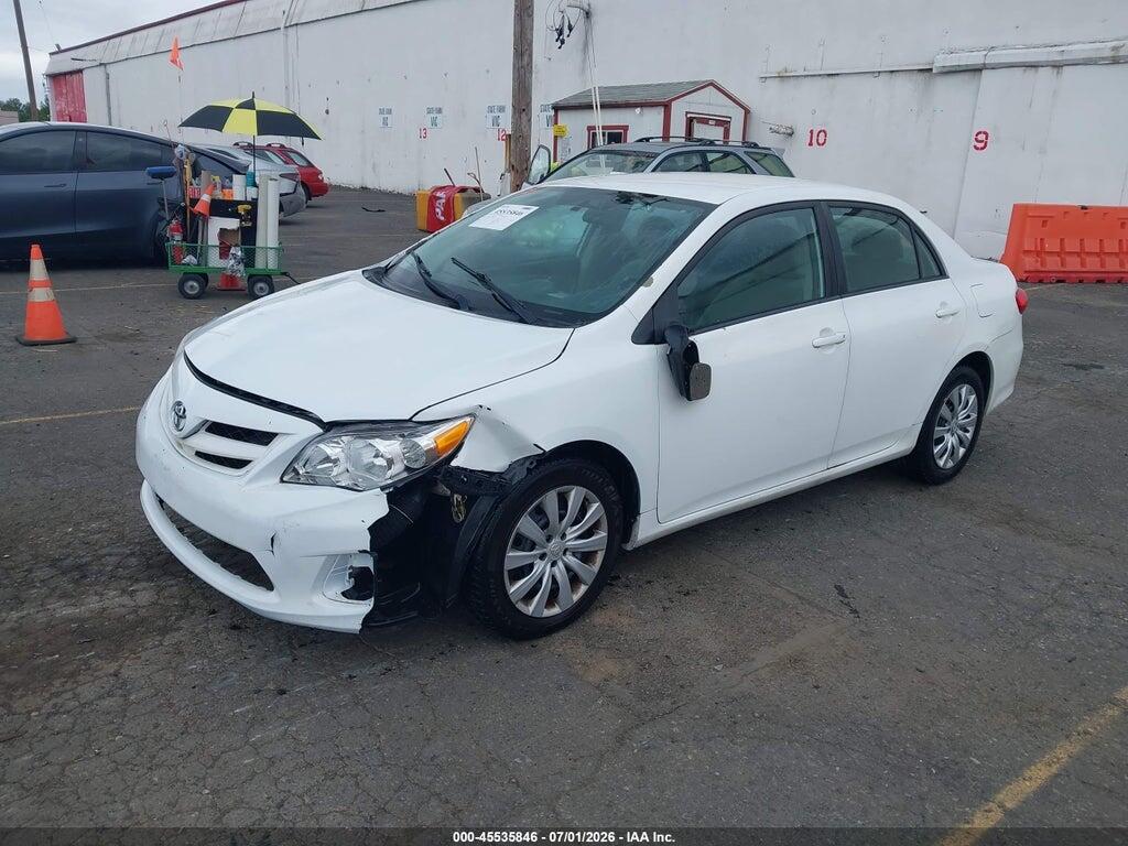 5YFBU4EE1CP050053 2012 TOYOTA COROLLA photo no. 2