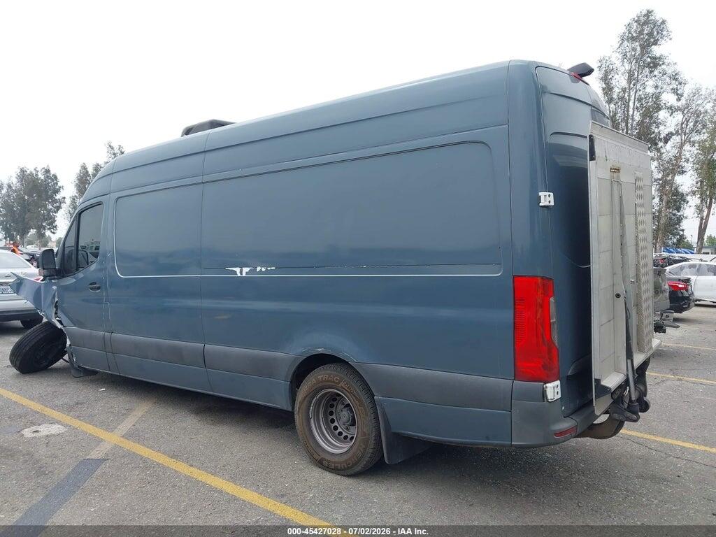WD4PF1CD0KP156606 2019 MERCEDES-BENZ SPRINTER 3500 photo no. 3