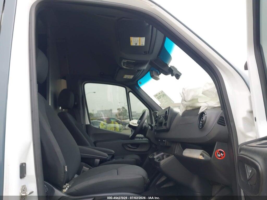 WD4PF1CD0KP156606 2019 MERCEDES-BENZ SPRINTER 3500 photo no. 5