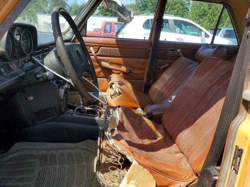 1976 MERCEDES-BENZ 240-CLASS — Фото 7 из 12