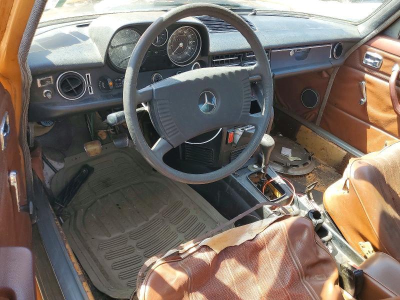 1976 MERCEDES-BENZ 240-CLASS — Фото 8 из 12