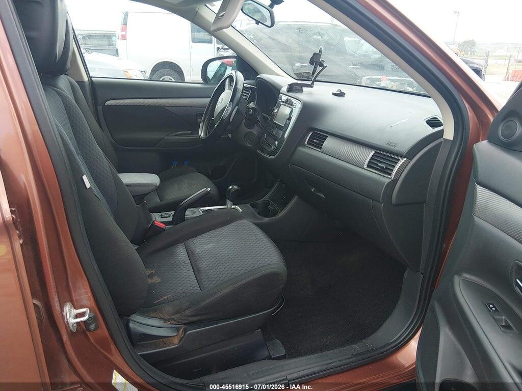 JA4AD3A39EZ009523 2014 MITSUBISHI OUTLANDER photo no. 5