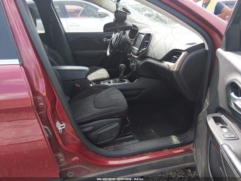 1C4PJLCB4FW689623 2015 JEEP CHEROKEE photo no. 5