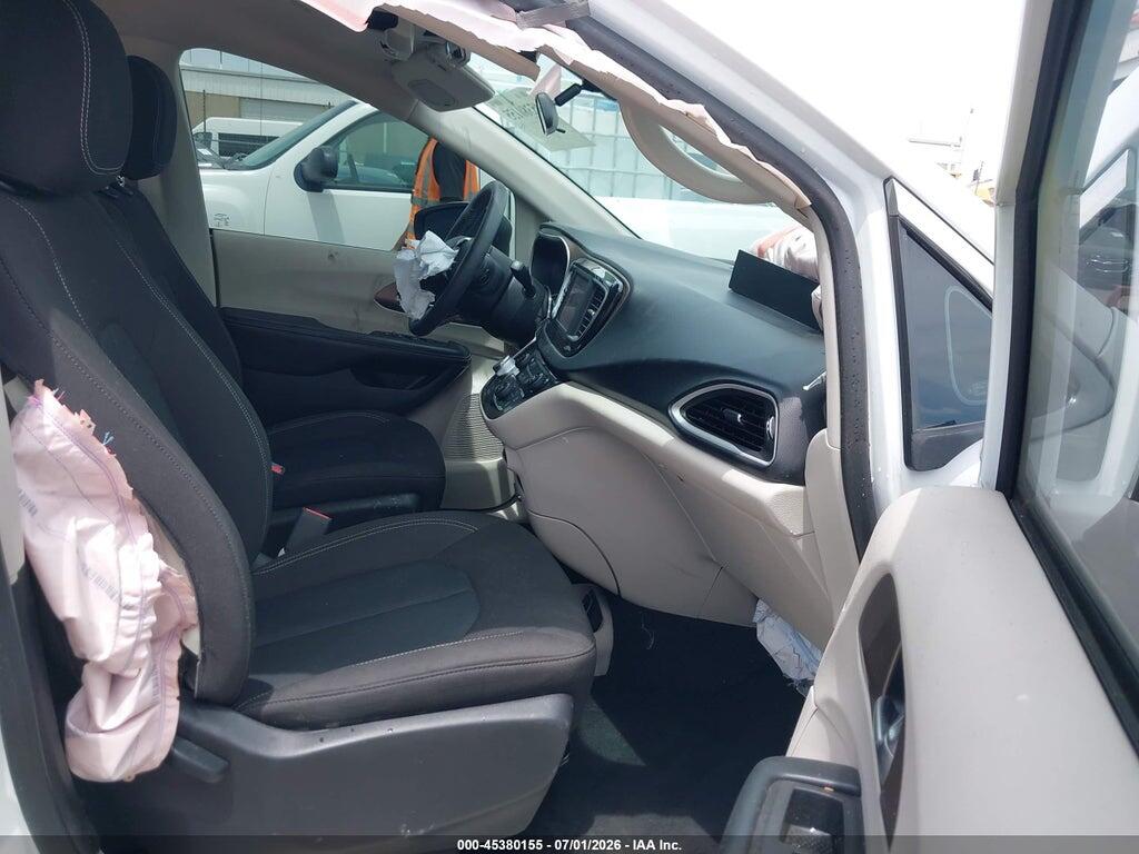 2C4RC1CG5NR226500 2022 CHRYSLER VOYAGER photo no. 5