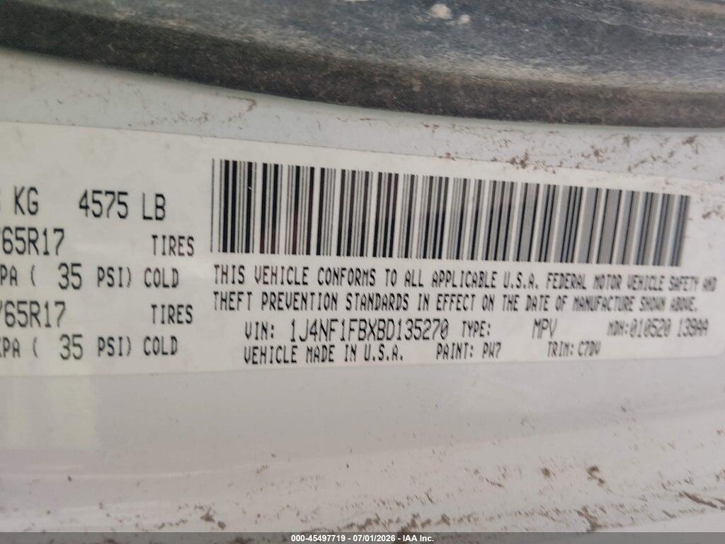 1J4NF1FBXBD135270 2011 JEEP COMPASS photo no. 9