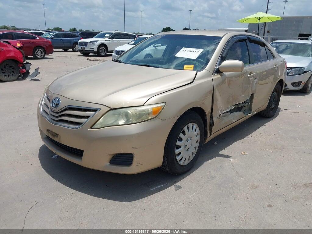 4T1BF3EK5BU651263 2011 TOYOTA CAMRY photo no. 2