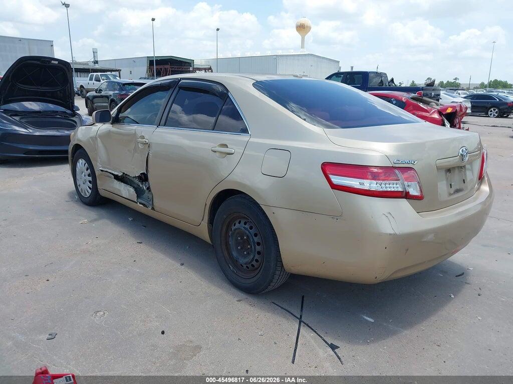4T1BF3EK5BU651263 2011 TOYOTA CAMRY photo no. 3