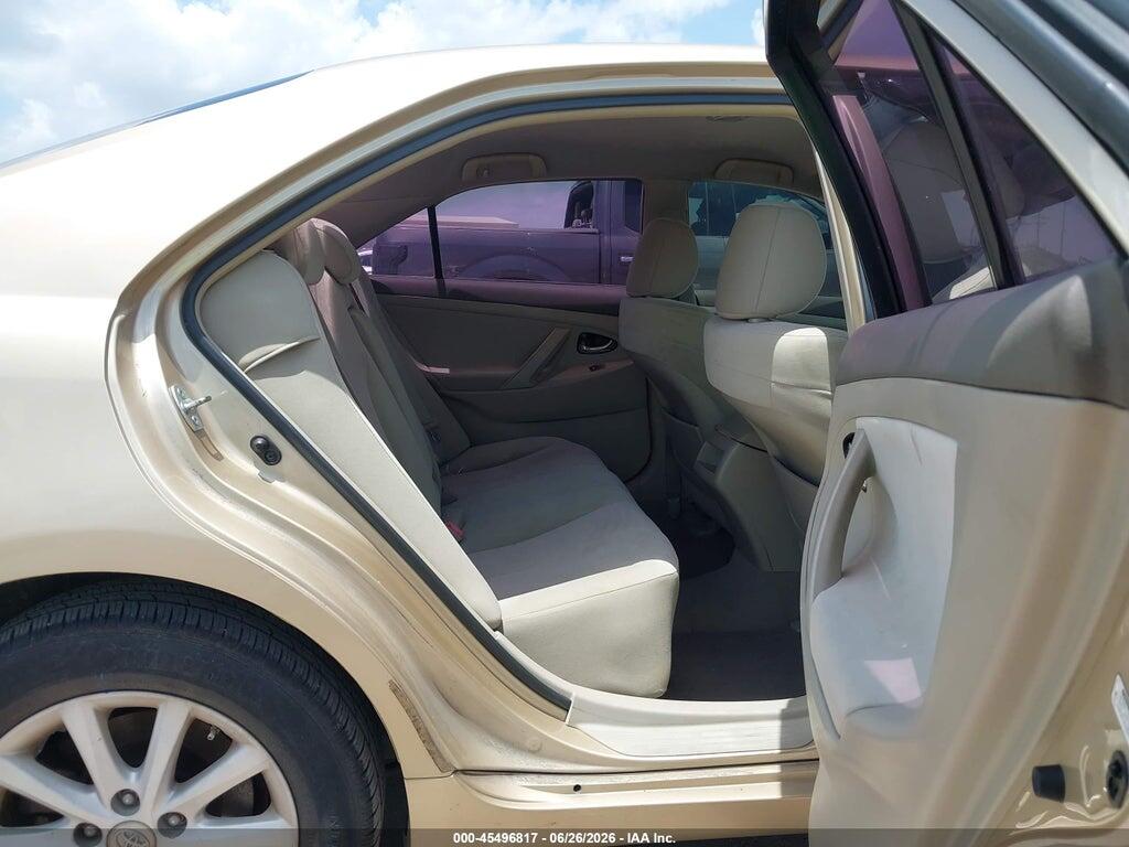 4T1BF3EK5BU651263 2011 TOYOTA CAMRY photo no. 8