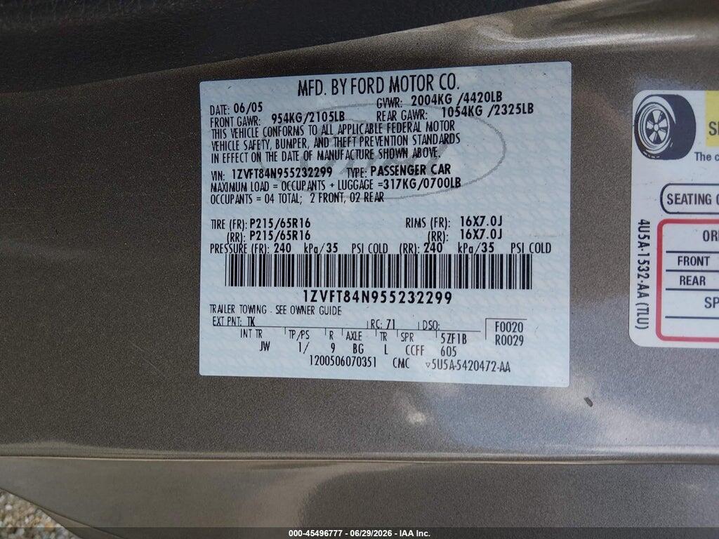 1ZVFT84N955232299 2005 FORD MUSTANG photo no. 9
