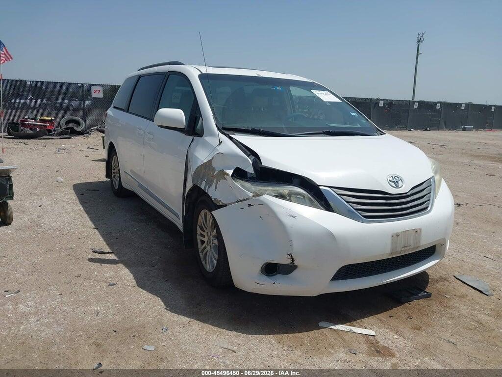 5TDYK3DC1ES524586 2014 TOYOTA SIENNA photo no. 1