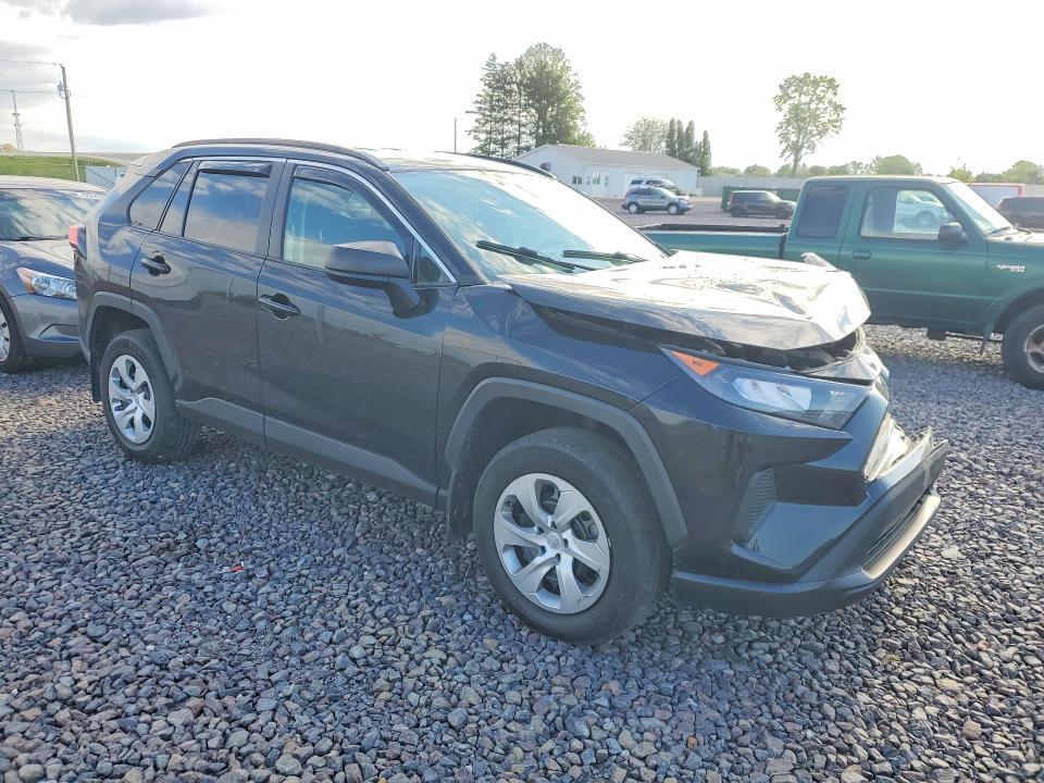 2021 TOYOTA RAV4 LE — Фото 4 из 13