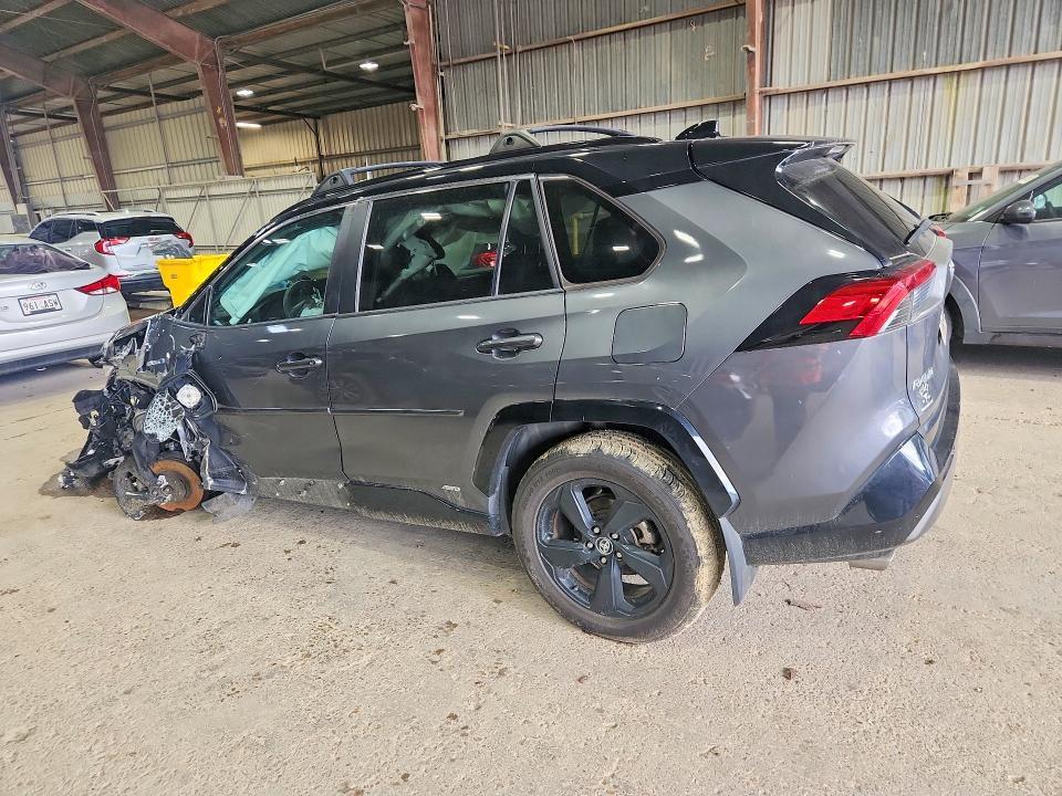 2021 TOYOTA RAV4 HYBRID XSE — Фото 2 из 13