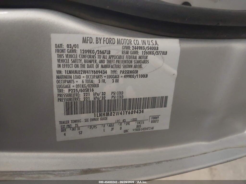 1LNHM82W41Y689434 2001 LINCOLN TOWN CAR photo no. 9
