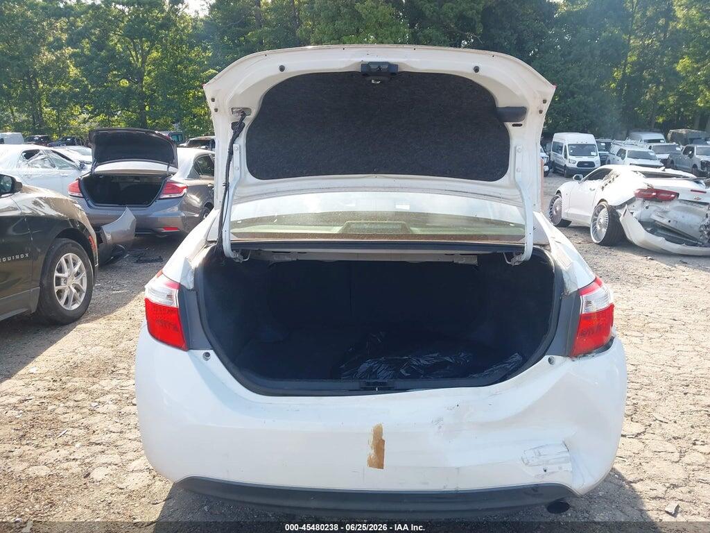 5YFBURHE5FP280823 2015 TOYOTA COROLLA photo no. 6