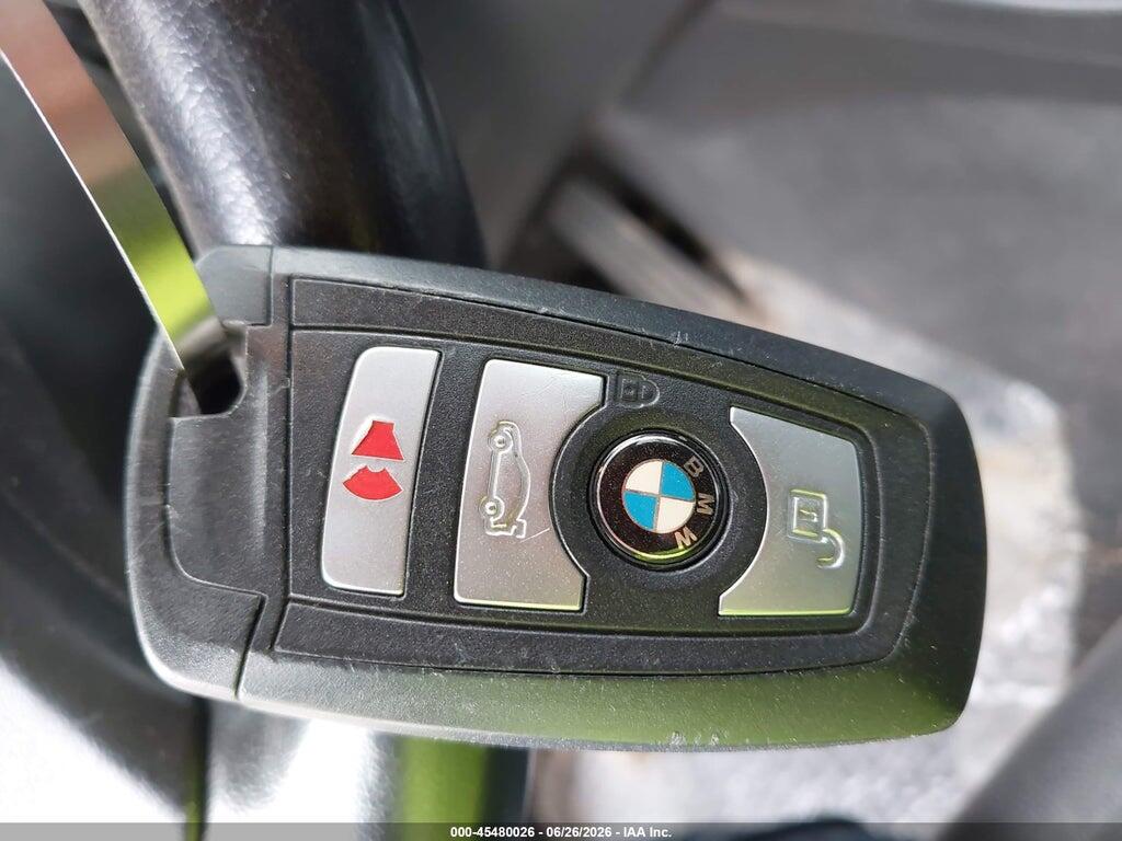 WBA5A7C52FD624707 2015 BMW 528I photo no. 11