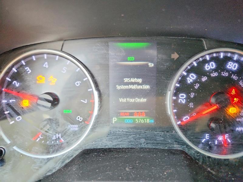 2021 TOYOTA RAV4 XLE PREMIUM — Фото 9 из 13