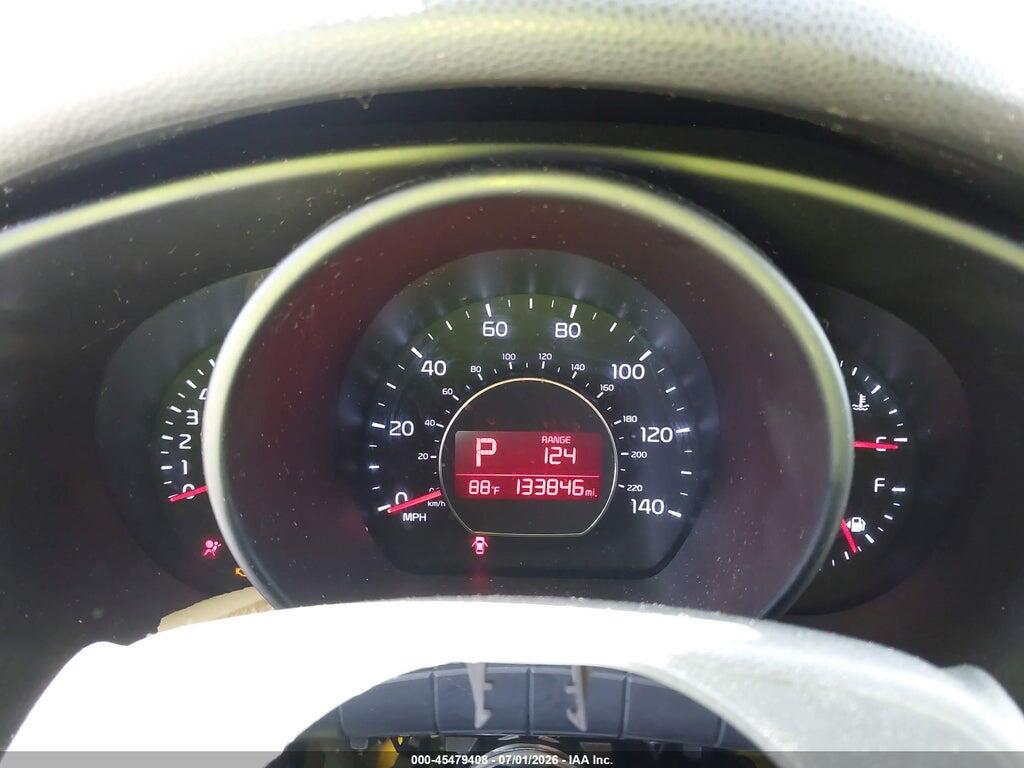KNDJN2A26E7717387 2014 KIA SOUL photo no. 7