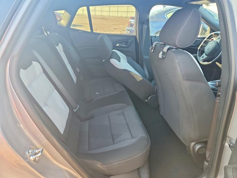 2025 CHEVROLET TRAX 1RS — Фото 10 из 12