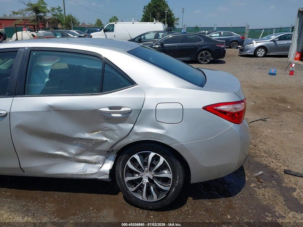 5YFBURHE4HP653384 2017 TOYOTA COROLLA photo no. 6