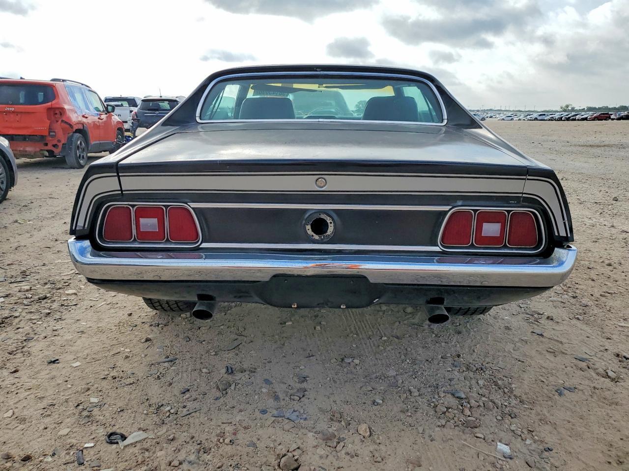 1971 FORD MUSTANG — Фото 6 из 12