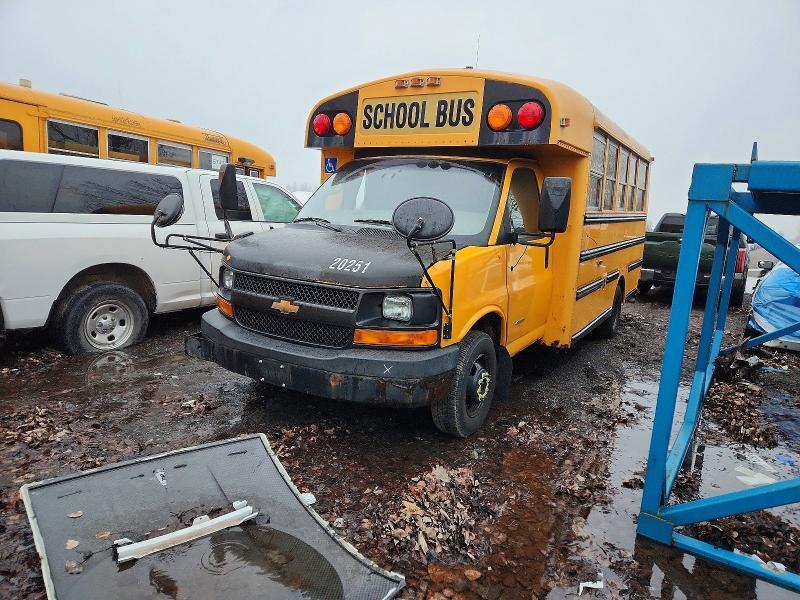 2010 THOMAS MINOTOUR G4500 - SCHOOL BUS — Фото 2 из 10