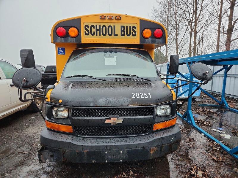 2010 THOMAS MINOTOUR G4500 - SCHOOL BUS — Фото 9 из 10