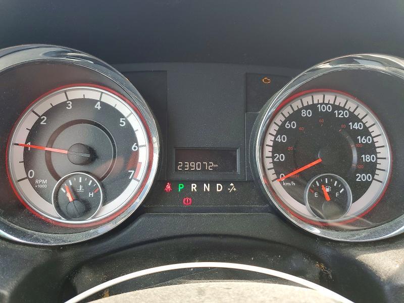 2013 DODGE GRAND CARAVAN SE — Фото 9 из 14