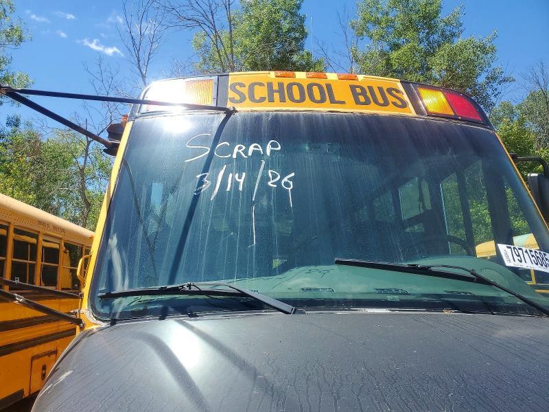 2011 THOMAS SAF-T-LINER C2 - SCHOOL BUS — Фото 9 из 10