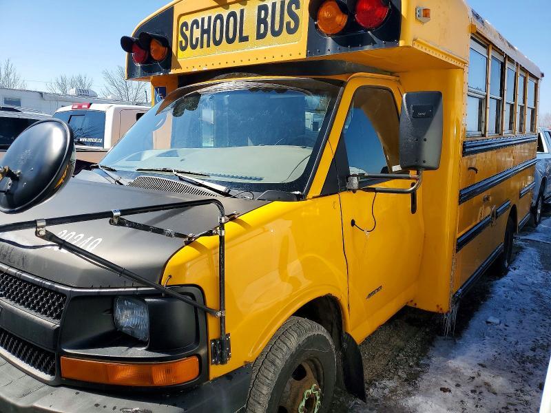2010 THOMAS MINOTOUR G4500 - SCHOOL BUS — Фото 2 из 10